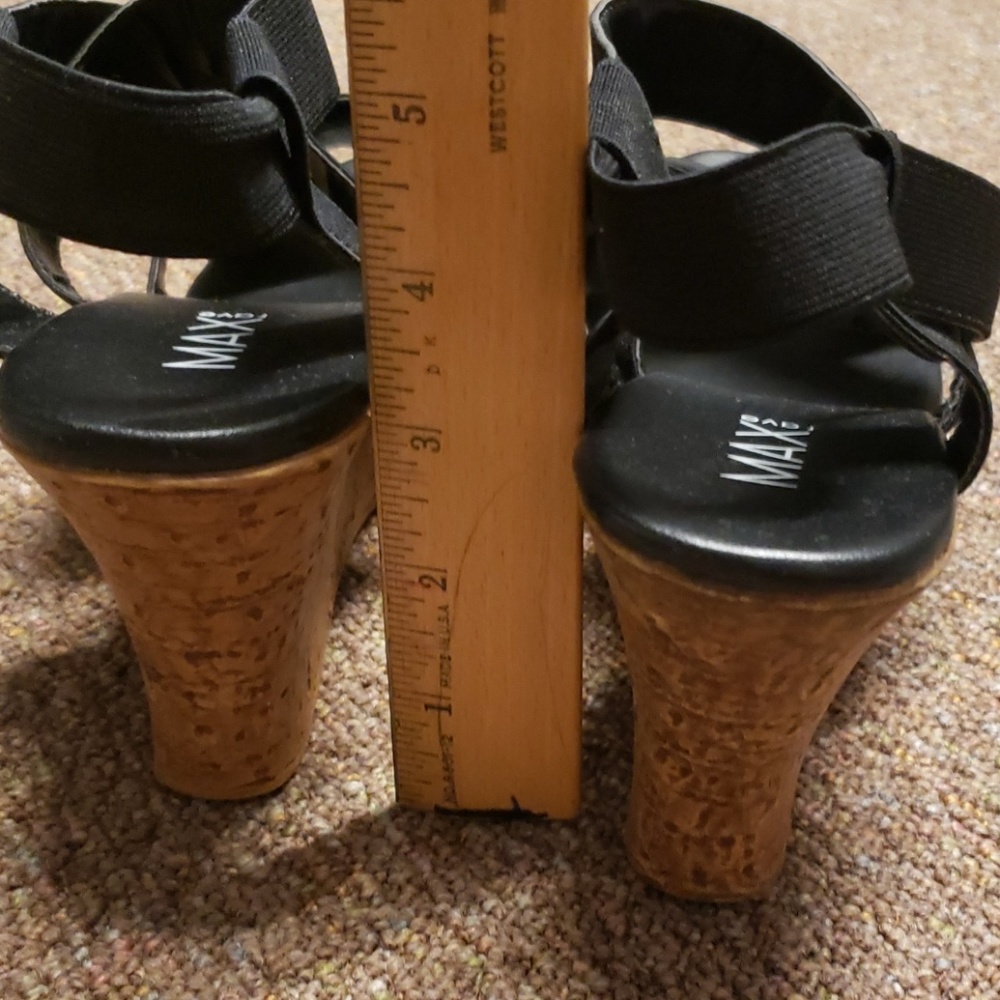 Max Rave Sandals - Picture 2 of 6